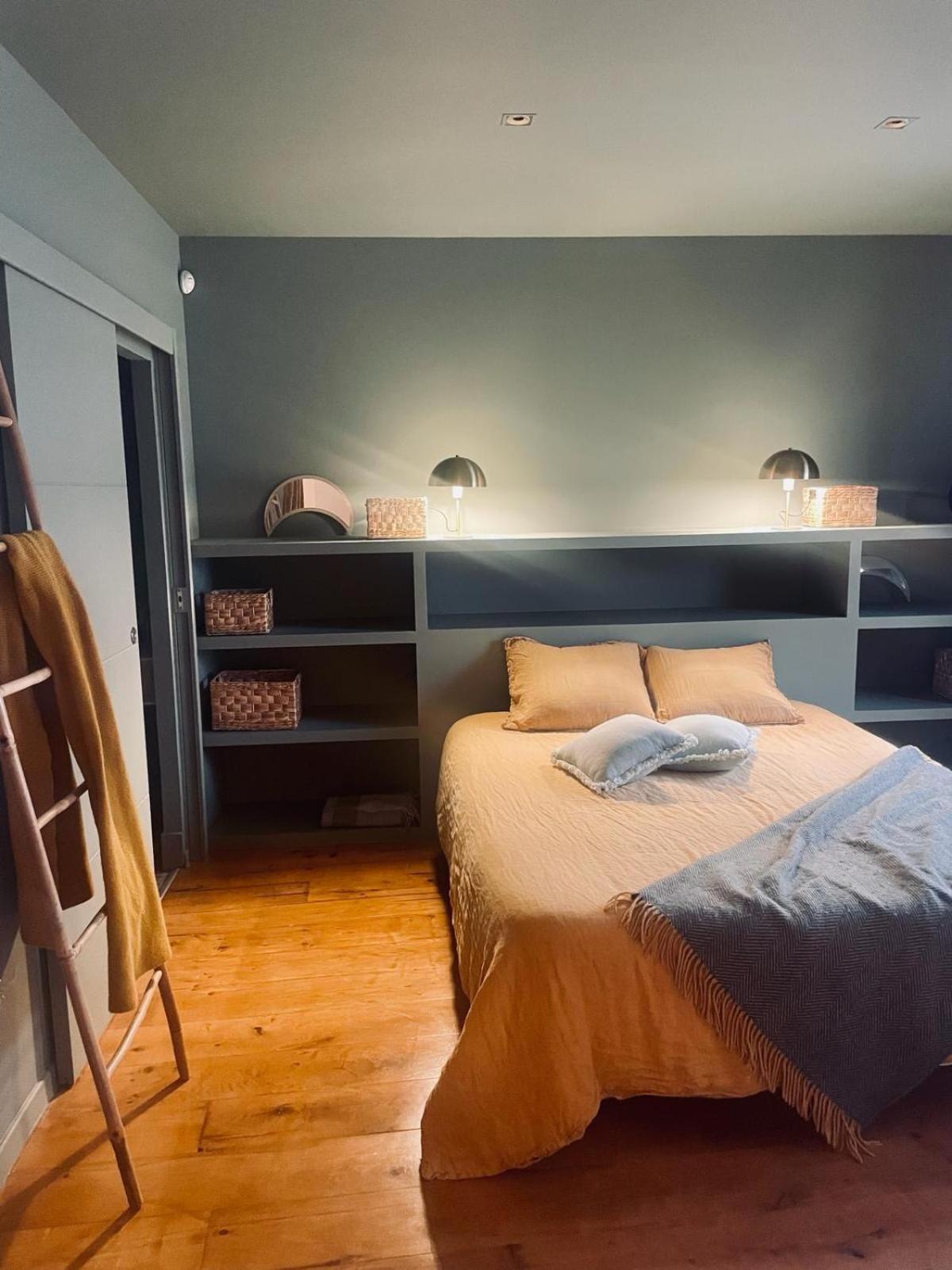 Chambre Dans Maison De Ville Avec Piscine Et Garage En Centre Ville Montpellier Bagian luar foto